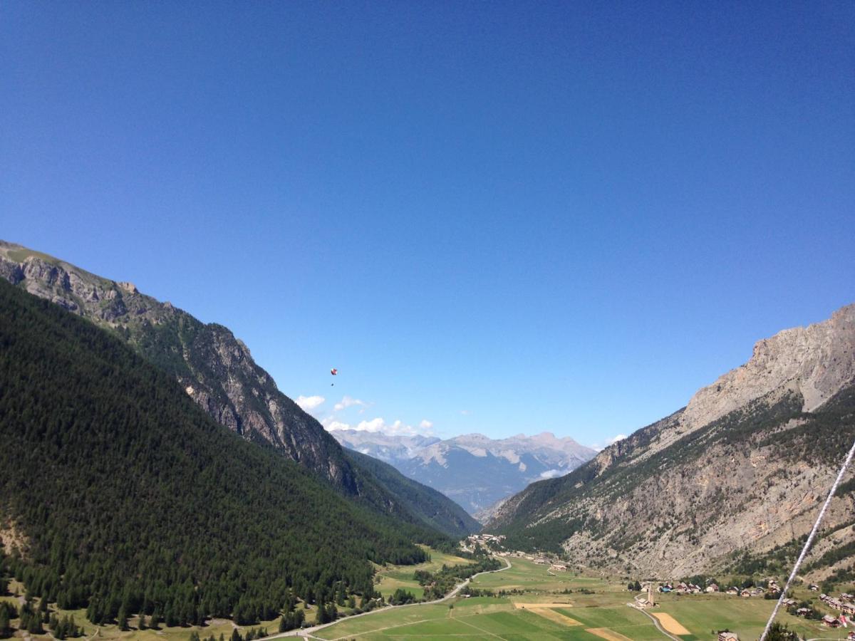 Appart 4 P Pied Des Pistes Risoul 1850 Luaran gambar