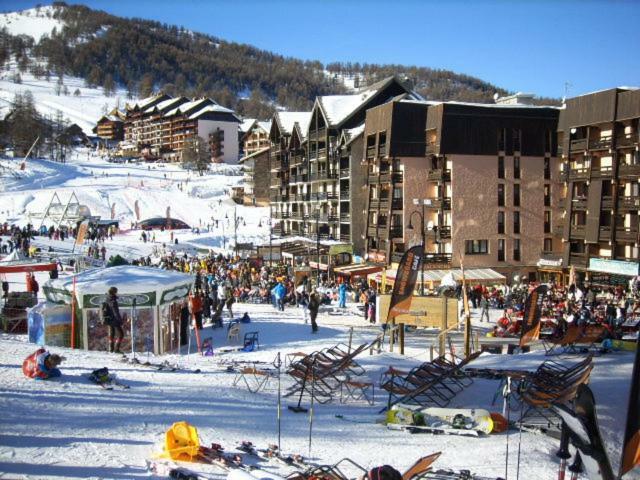 Appart 4 P Pied Des Pistes Risoul 1850 Luaran gambar